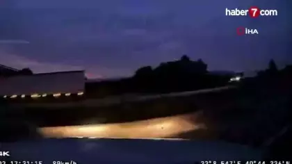 TEM Otoyolu'nda dehşet anları... Otobüs göz göre göre kazaya sebep oldu!
