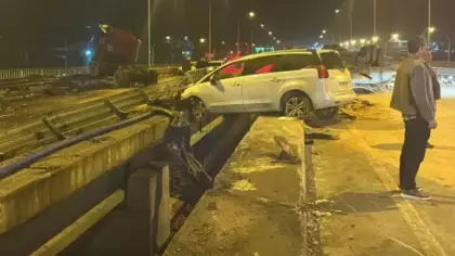 Tır ile otomobiller çarpıştı: Ölü ve çok sayıda yaralı var