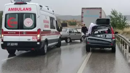 Tosya'da art arda 3 ayrı zincirleme kaza: 1 ölü, 12 yaralı