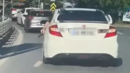 Trafikte silah gösteren şüpheli yakalandı! Silah oyuncak çıktı