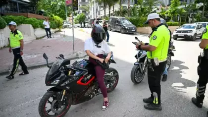 Trafikte yeni dönem! Motosikletli sürücüler için düğmeye basıldı