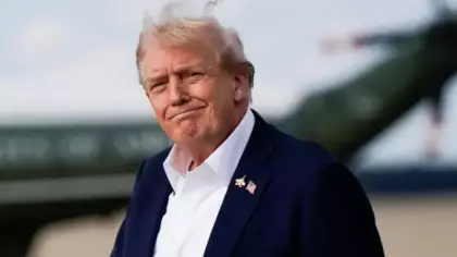 Trump'ın yeni saçları gündem oldu! Görenler gözlerine inanamadı
