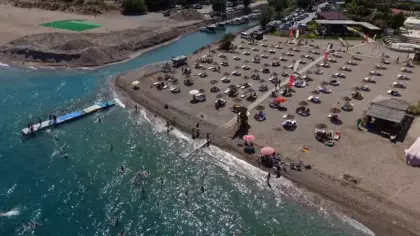 Turist bölgelerinde ücretsiz halk plajı sayısı yükseliyor: Yoğun ilgi!