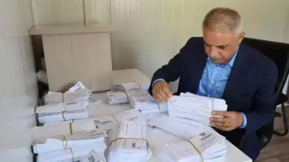 Türkiye'nin en büyük mahallesinin muhtarı: 'Günde 15 boşanma tebligatı geliyor'
