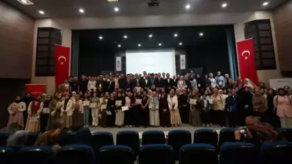 Türkiye'nin Önderleri 5. dönem mezunlarını verdi