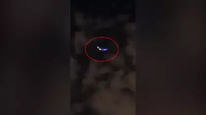 UFO mu, uçak mı? İran'da gökyüzünde ilginç görüntüler