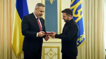 Ukrayna'dan Türkiye'ye 'olağanüstü' ödül! Zelenskiy, Bakan Fidan'a tevcih etti