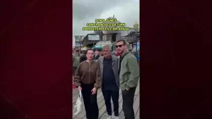 Ünlü teknik direktör Şenol Güneş, San Francisco'da Türk taraftarların yoğun ilgisiyle karşılaştı.