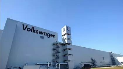 Volkswagen'de kriz büyüyor! 4 fabrika kapanabilir: 50 bin kişi işini kaybedecek