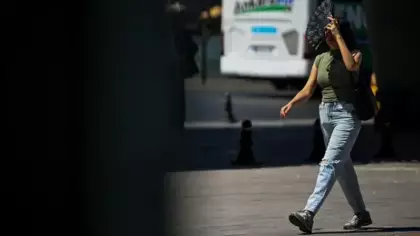 Yaz sıcakları bitmiyor! Meteoroloji il il uyardı: Hafta sonu kavrulacağız