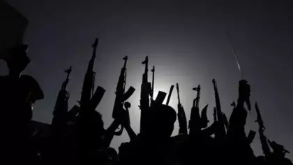 Yemen ordusu, Husileri vurdu