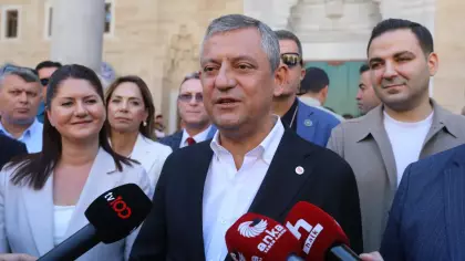 Yeni Parti'de kriz! Görüşmeyi bitiren talep! Özgür Özel inanamadı 'Beni aday yapın'