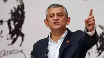 Yeni Parti’den CHP’li belediye çalışanlarına 