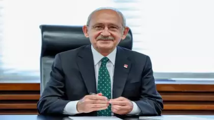 Yeni Parti'ye geçmediler! CHP'de kalan 44 milletvekilinin listesi