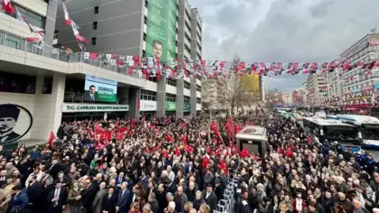 YENİ Parti'ye geçtiler: CHP 37 yıllık kalesini kaybetti