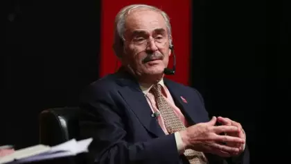 Yılmaz Büyükerşen, CHP’den istifa etti