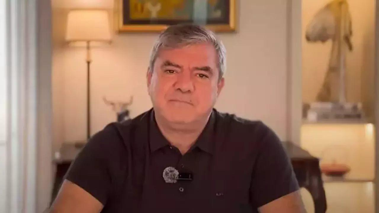 Yılmaz Özdil, Sözcü TV'den istifa etti!