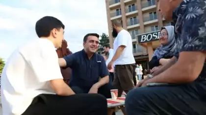 YTB Başkanı Abdulhadi Turus, sıla yolunda vatandaşları karşıladı