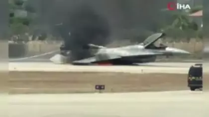 Yunan F-16'sı alev aldı