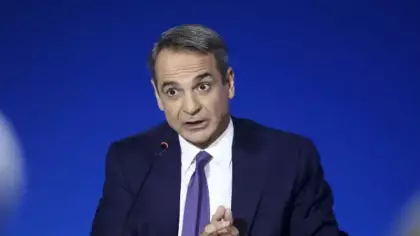 Yunanistan'da hükümetin parti binasına saldırı