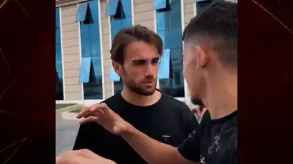 Yunus Akgün'den kartal pençesi yapan taraftara tepki: Bu ne oğlum!