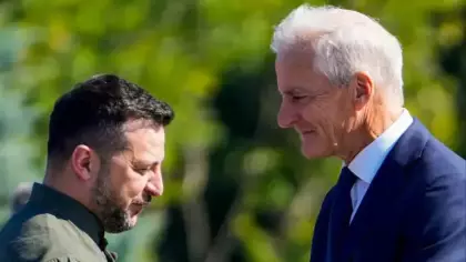 Zelenskiy ölümden döndü: Uçağı neredeyse vuruluyordu!