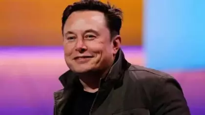 Zelenskiy'den Elon Musk'a ödül