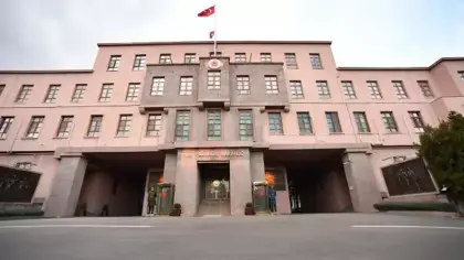 Zeytindalı harekat bölgesinde rahatsızlanan asker şehit oldu